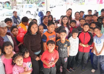 Suma Ayuntamiento de Xoxocotlán esfuerzos con Grupo Lozara en beneficio de la niñez