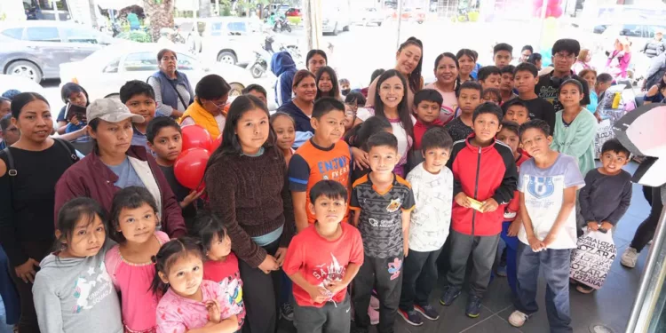 Suma Ayuntamiento de Xoxocotlán esfuerzos con Grupo Lozara en beneficio de la niñez
