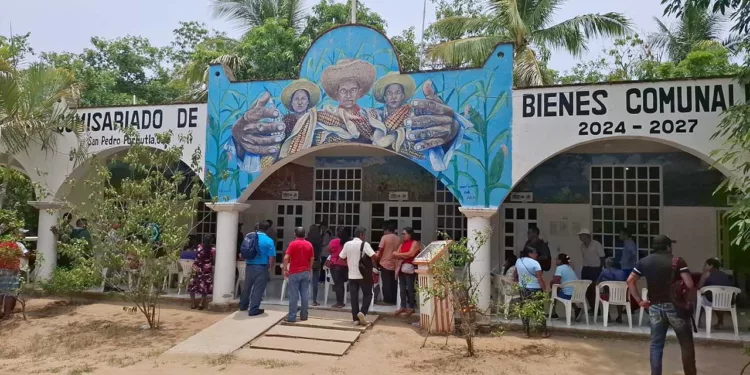 Sin resolverse, conflicto por posesión de tierras en Salchi, Pochutla
