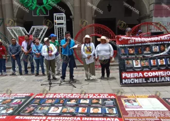 Colectivos exigen la renuncia de la comisionada de búsqueda en Oaxaca, Michel Julián López