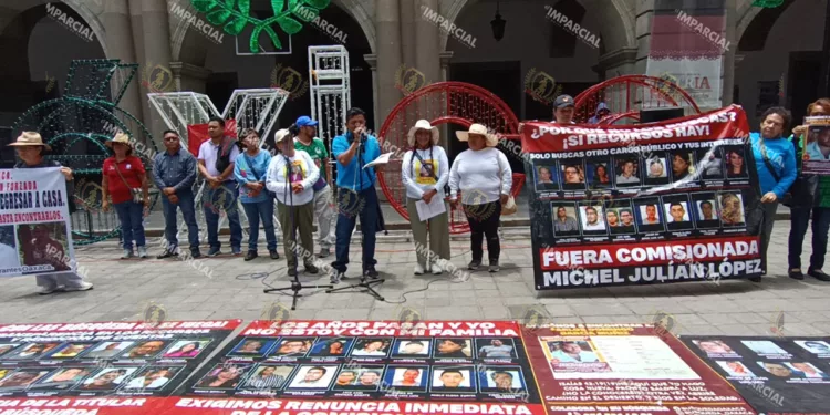 Colectivos exigen la renuncia de la comisionada de búsqueda en Oaxaca, Michel Julián López