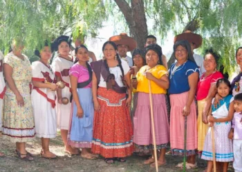 Destaca Nancy Benítez hermandad de los pueblos oaxaqueños en festival “Laniró”