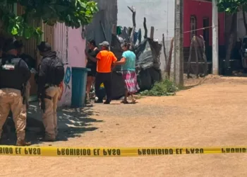 ¡Entraron a su casa y lo mataron frente a mujeres y niños! Joven es ejecutado en Juchitán