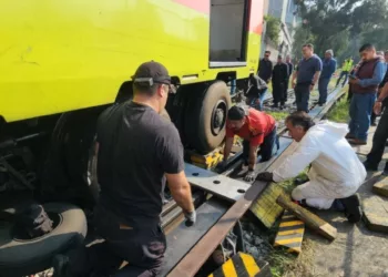 Se descarrila vagón del Metro antes de iniciar servicio en Línea 3