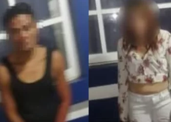 Cae pareja tras presunto robo en Las Casas; víctima los señala y quedan bajo investigación