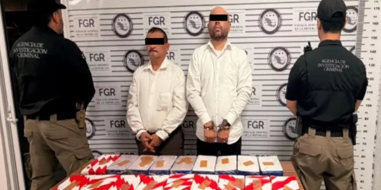 ¡Narcotráfico en autobús! Hallan 18 kilos de fentanilo y heroína ocultos en Sonora