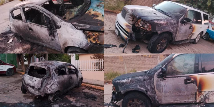 Misterioso incendio consume dos vehículos durante la madrugada en El Rosario