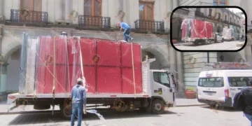 Del color de la Guelaguetza al tricolor: Oaxaca alista el Centro Histórico para las fiestas patrias