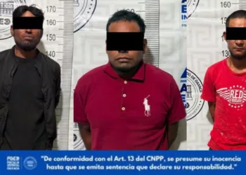 ¡Cristal, dinero y una báscula! Así cayeron tres presuntos vendedores de droga en Suchilquitongo