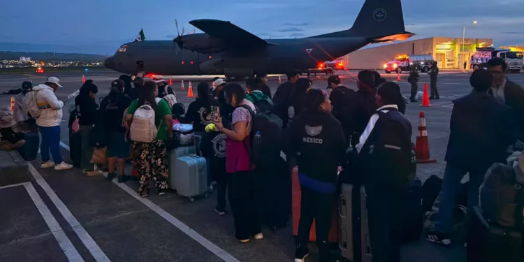 Sismo deja crisis en Colombia y activa operativo de repatriación de mexicanos