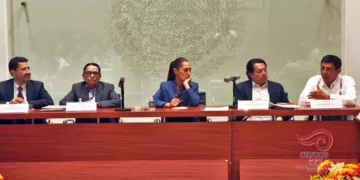 Sale S-22 con alforjas llenas y 1 mil 300 nuevas plazas