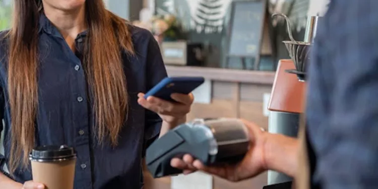 Cómo acercar tu comercio a la comunidad con recargas y pago de servicios