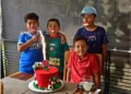 Fotos: Rubén Morales // Familiares y primos acompañaron a Mauricio en la celebración de sus nueve años.