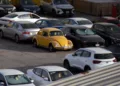 La camioneta permanece físicamente en uno de los corralones de la institución de procuración de justicia.