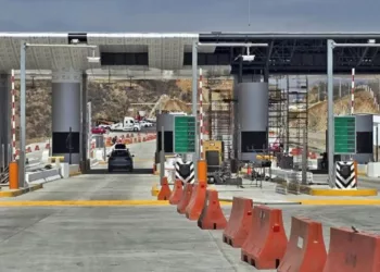 LIBERAN SUPERCARRETERA OAXACA–COSTA TRAS MÁS DE TRES DÍAS DE BLOQUEO