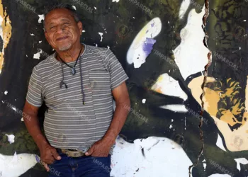 Foto: Jorge Luis Plata // Víctor Cha'ca obtuvo el reconocimiento en la categoría de artes plásticas.