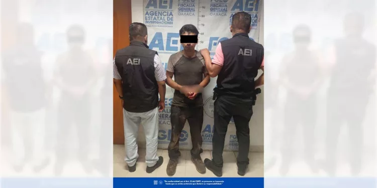 Elementos de la AEI trasladaron al imputado ante el juez para dar inicio a su proceso penal.