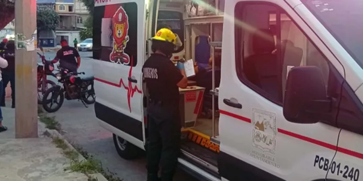 Dos motociclistas chocan de frente en la 5 de febrero de Huajuapan