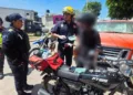 El joven de 18 años conducía una motocicleta marca Itálika FT 125, color negro.