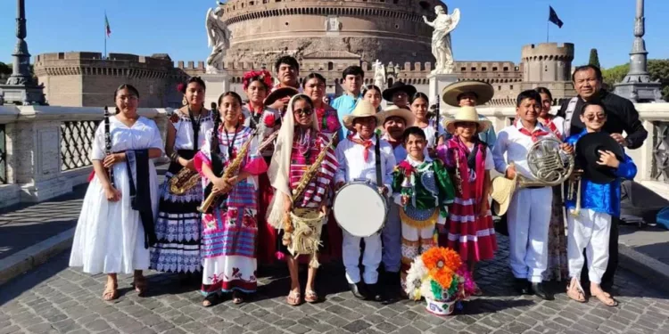 La presentación destacó el talento de las nuevas generaciones y la riqueza cultural de Oaxaca.