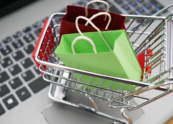 Evita estafas en las compras de fin de año: Así puedes exigir tus derechos ante la Profeco