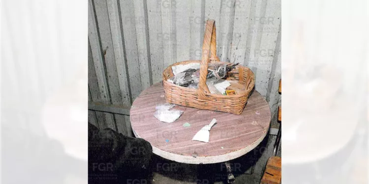 Detenido con cocaína y metanfetamina durante un cateo federal en un bar de San Antonio Arrazola.