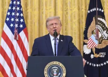“Solo ofrecen tamales y tomates”: Trump minimiza a México, pero mantendrá el comercio por Sheinbaum