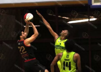 Fotos: Leobardo García Reyes // El fin de semana regresó el basquetbol profesional a Oaxaca.