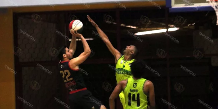 Fotos: Leobardo García Reyes // El fin de semana regresó el basquetbol profesional a Oaxaca.