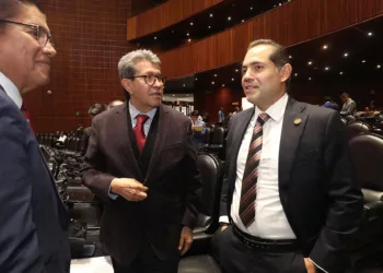 Foto: Cámara de Diputados // El coordinador de la bancada de Morena, Ricardo Monreal y presidente de la Mesa Directiva de la Cámara de Diputados, el oaxaqueño Raúl Bolaños Cacho Cué.