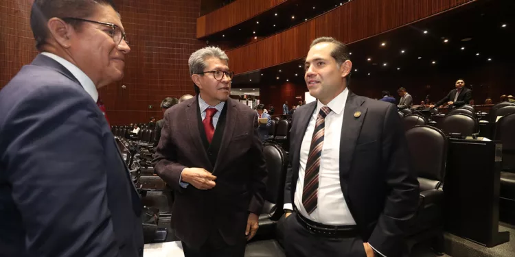 Foto: Cámara de Diputados // El coordinador de la bancada de Morena, Ricardo Monreal y presidente de la Mesa Directiva de la Cámara de Diputados, el oaxaqueño Raúl Bolaños Cacho Cué.