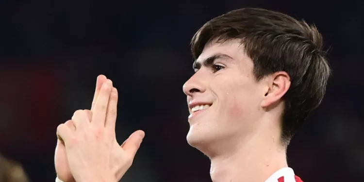 VIDEO | Armando “Hormiga” González firma su primer doblete con Olympiacos en la Copa de Grecia