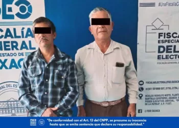 Los dos funcionarios públicos de Santiago Choápam fueron suspendidos por mandato de un juez de control tras acreditarse las agresiones hacia la primera autoridad del municipio.