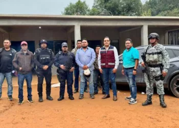 Foto: redes sociales // Las personas detenidas en San Sebastián Río Hondo tras conflicto político.