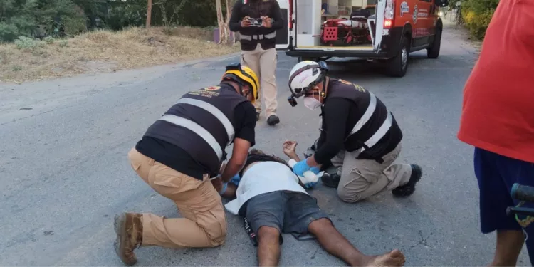 Un adulto lesionado tras choque entre mototaxi y motoneta