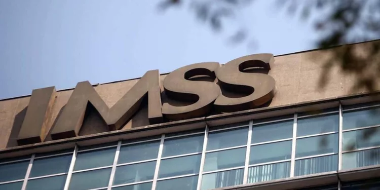 Los trabajadores del IMSS de cada estado del país decidirán si se movilizan en sus entidades o acuden a la marcha nacional.