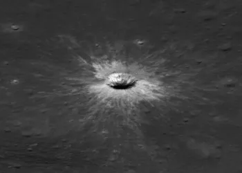 Un asteroide del tamaño de un edificio chocó contra la Luna: así es el nuevo cráter McGetchin