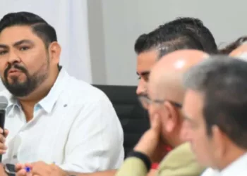 Foto: Gobierno de Oaxaca // Notarios se suman al programa de los meses del testamento.