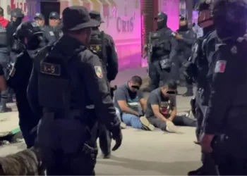 ¿Arriesgar la vida por $8,000? 134 mil policías ganan menos que un sicario del CJNG
