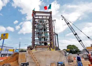 Foto: internet // Reportan la muerte de otro trabajador en las obras de Viguera. El Ayuntamiento informó que sufrió una caída en la carretera a San Lorenzo Cacaotepec.