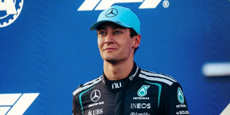 George Russell firma la ‘pole’ en el GP de Azerbaiyán 2026; Checo Pérez y el líder Antonelli sufren en Bakú