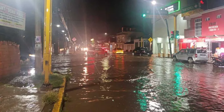 Foto: Periódico Centro // Santa Lucía del Camino está convertida en “la Venecia oaxaqueña”.