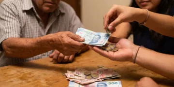 ¿Por qué no convienen las tandas? Riesgos del ahorro informal y alternativas para invertir tu dinero
