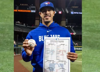 GALERÍA | Así celebraron los Blue Jays el histórico debut de José Ignacio “Tibu” Rodríguez