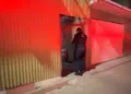 Un fuerte despliegue policial se registró en la 2.ª Privada de Pirul tras reportarse el deceso de un adulto mayor.