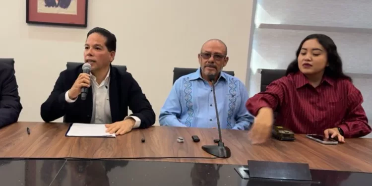 Foto: tomada de video // Una década después reclama Juan Carlos García Márquez una deuda heredada por Galdino Huerta.