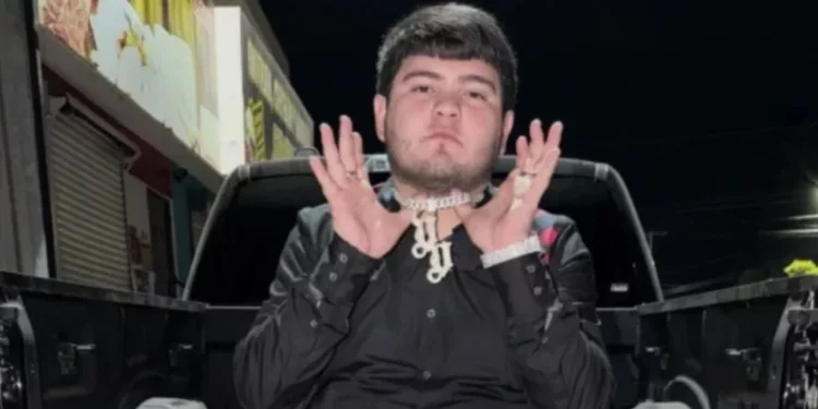 ¡Balacera en restaurante de Culiacán! Hieren a cantante de regional mexicano y matan a un hombre