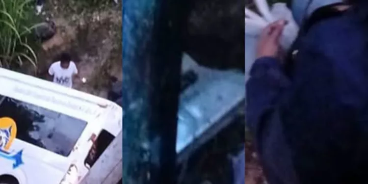Accidente de Urvan de Huatulco 2000 deja personas lesionadas en la vía Pluma Hidalgo–Huatulco