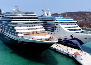 Huracán Polo provoca cancelación del arribo del Island Princess a Huatulco
