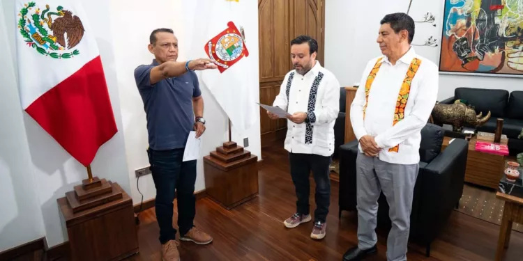 Designan a Paco Vázquez comisionado municipal en Juchitán